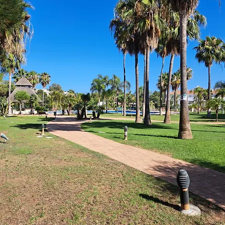 El Campanario Del Paraiso, Perfekte Lage, Pool, Parking, Lift * Estepona